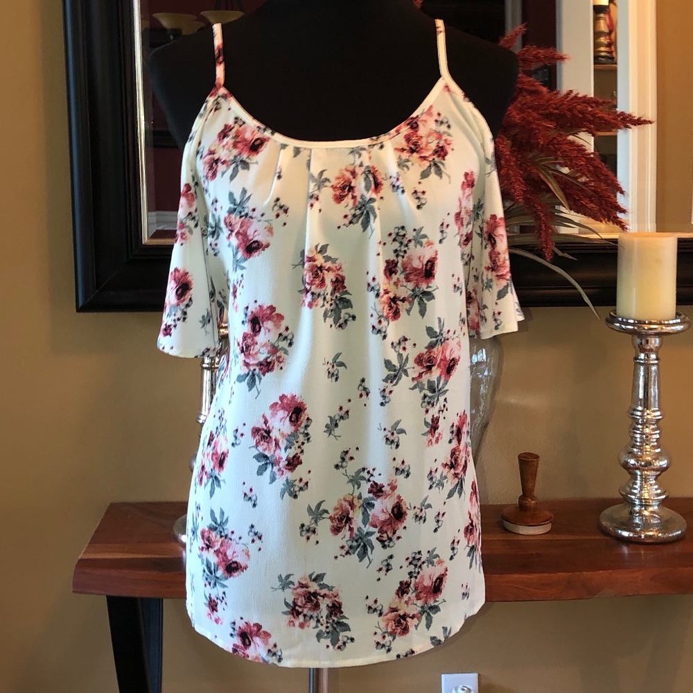 AUW Floral Cold Shoulder Stretch Bohemian Top